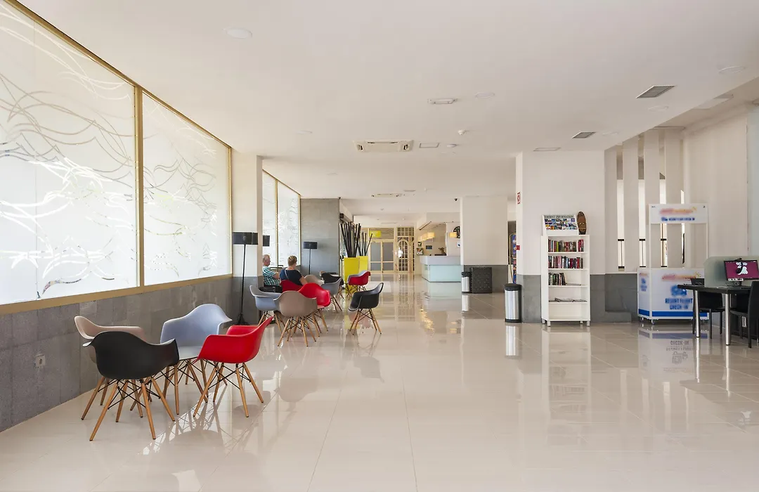 Kn Aparthotel Columbus-1